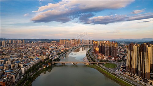 隆回大桥周边金色夕阳