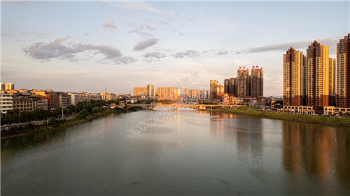 隆回大桥周边金色夕阳