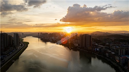 隆回大桥周边金色夕阳