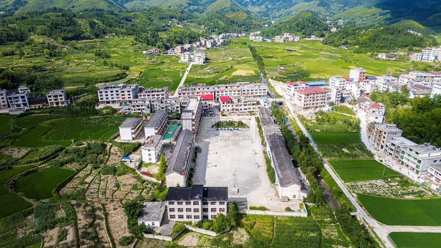 麻塘山乡夏季风光