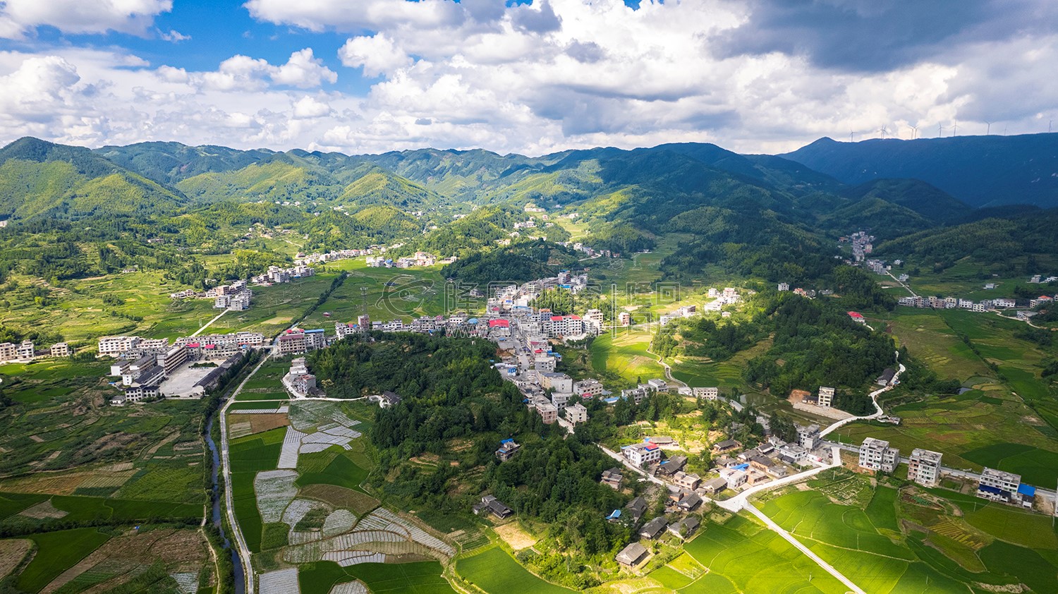麻塘山乡夏季风光