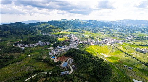 麻塘山乡夏季风光