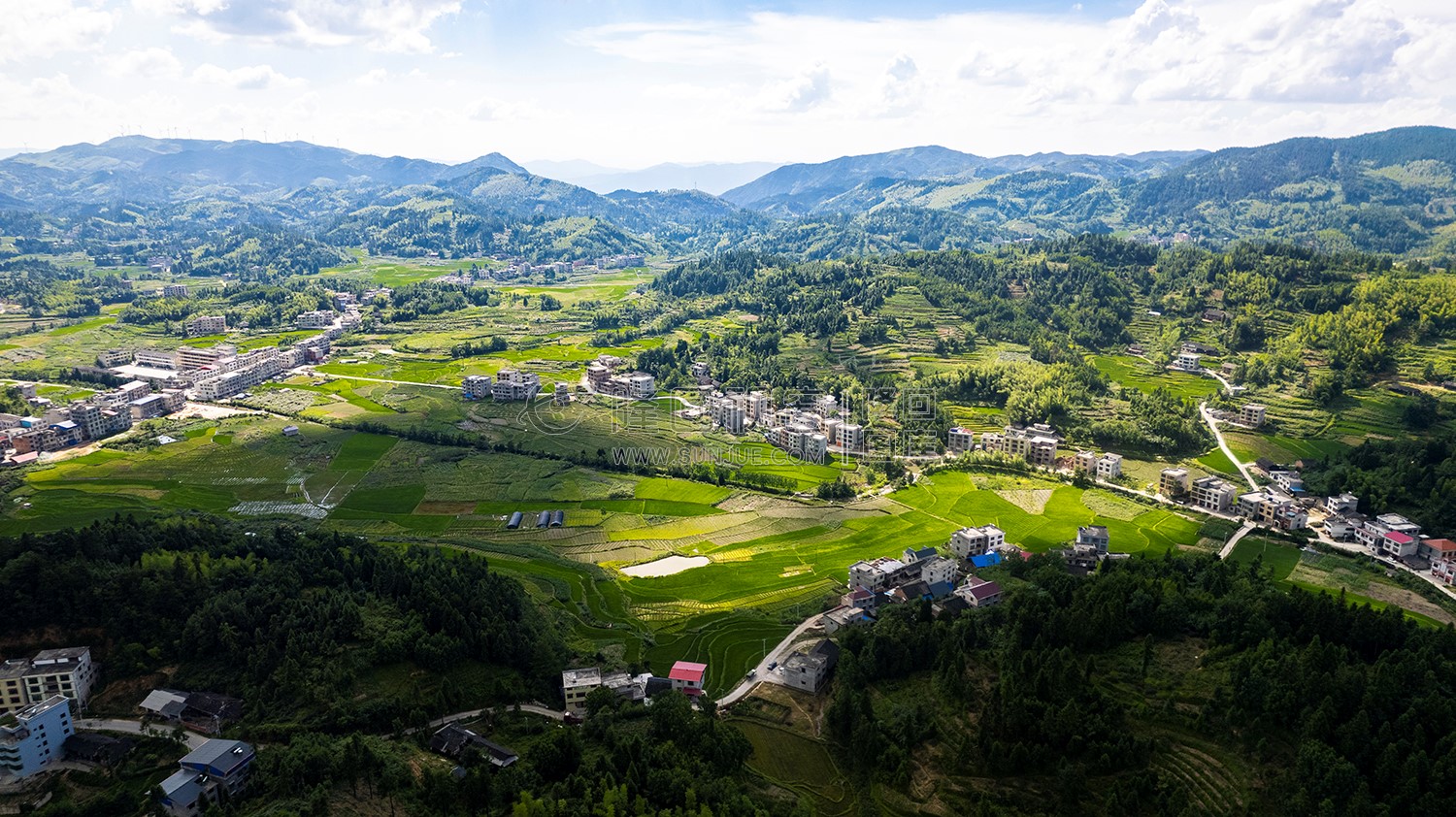 麻塘山乡夏季风光