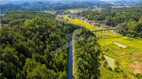 六都寨明德村段渡船