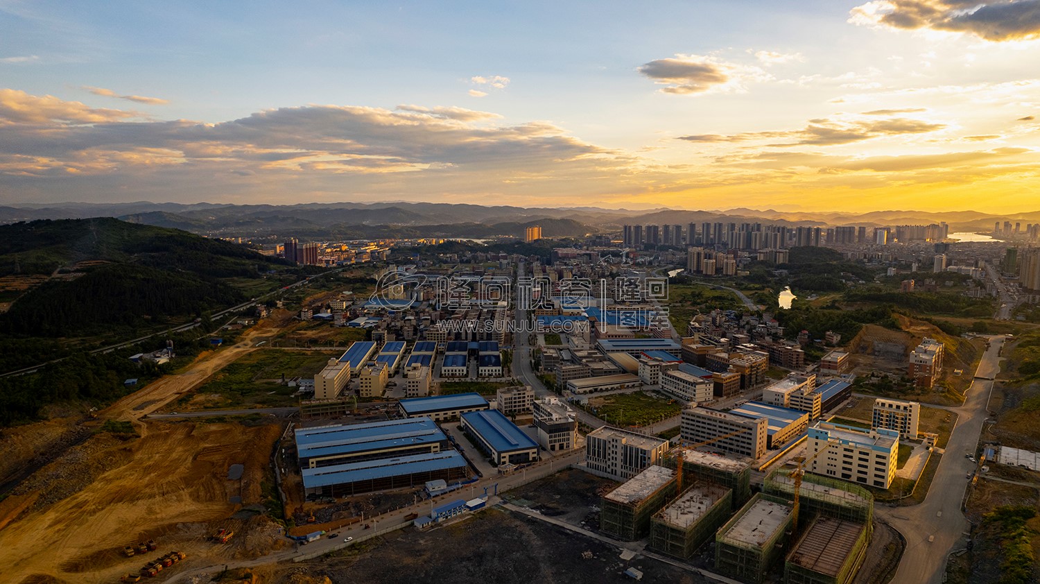 隆回工业园的晚霞风光