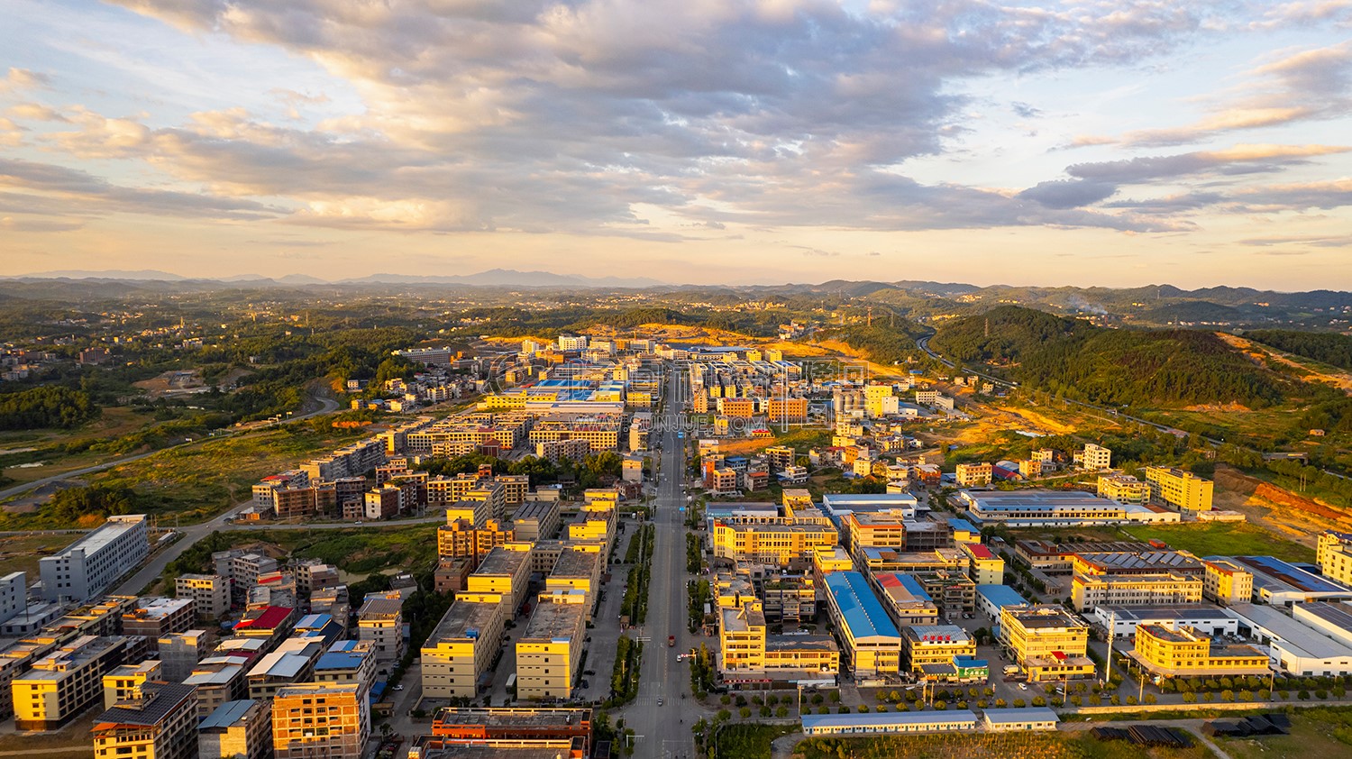 隆回工业园的晚霞风光