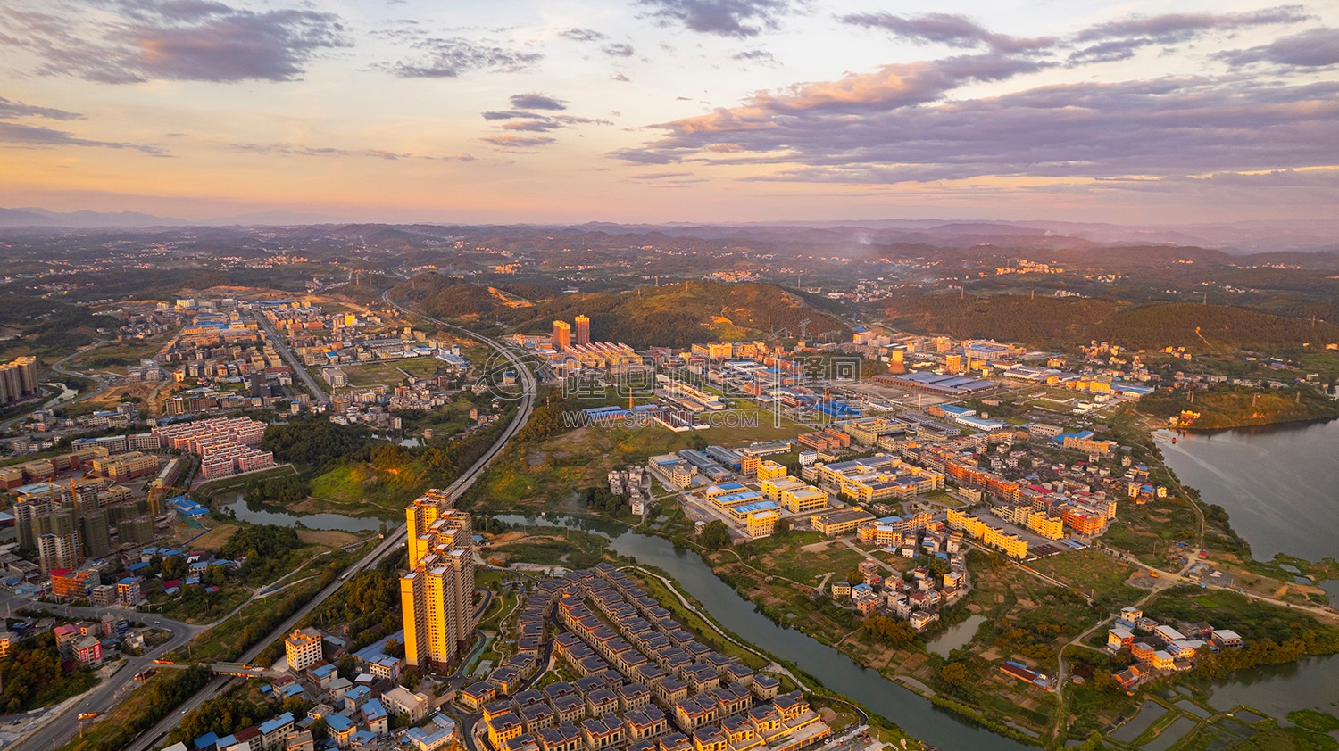 隆回工业园的晚霞风光