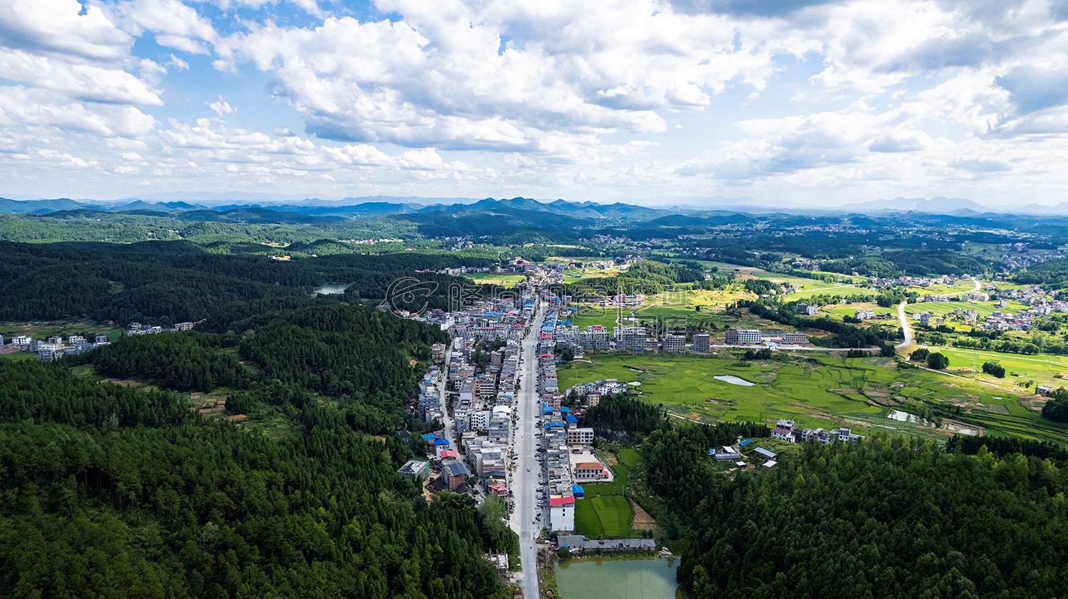 隆回西洋江镇夏日风光