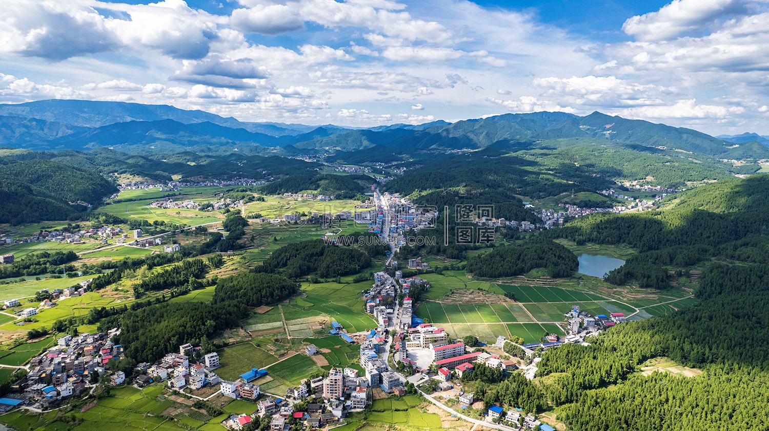 隆回西洋江镇夏日风光