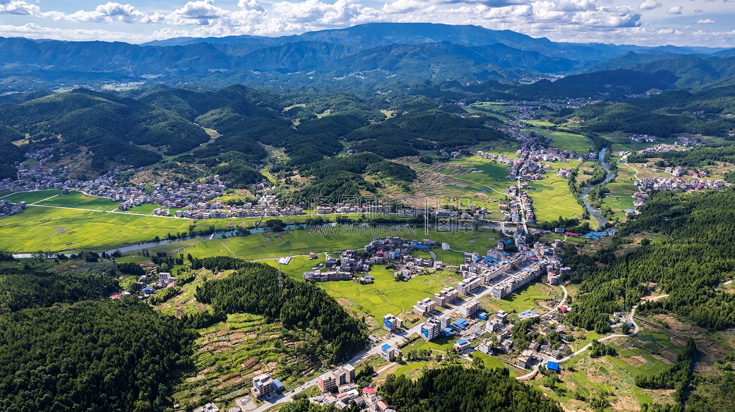 隆回西洋江镇夏日风光