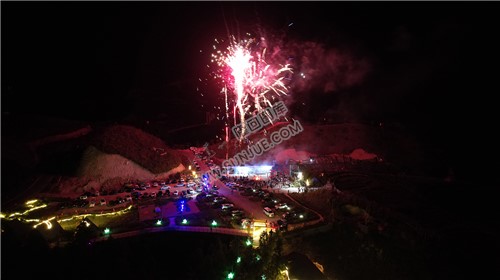 龙瑶幽谷国庆篝火晚会