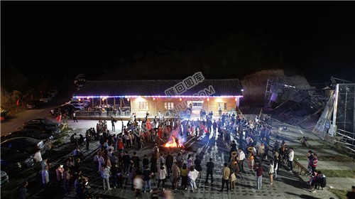 龙瑶幽谷国庆篝火晚会