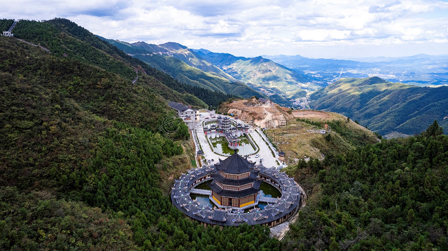 云雾山庄，一方净土