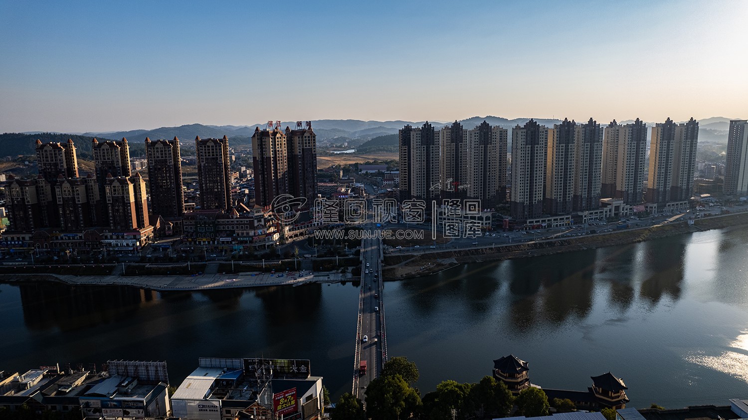 隆回城南巴黎新城沿河风光航拍