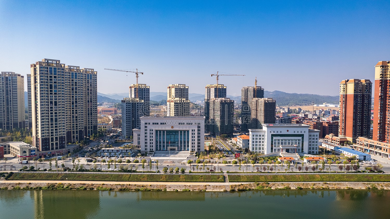 隆回城南巴黎新城沿河风光航拍