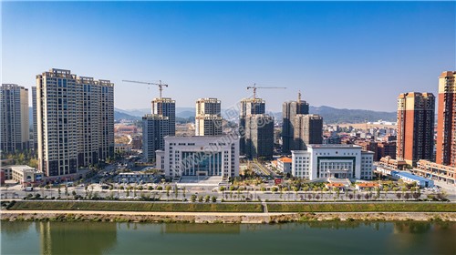 隆回城南巴黎新城沿河风光航拍