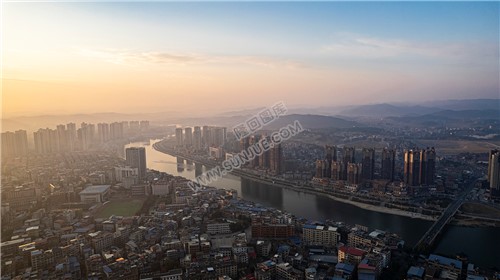 隆回县城日出清晨风光航拍