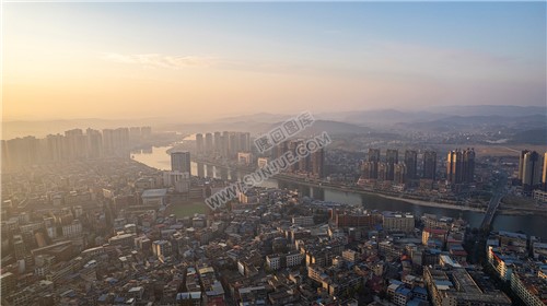 隆回县城日出清晨风光航拍