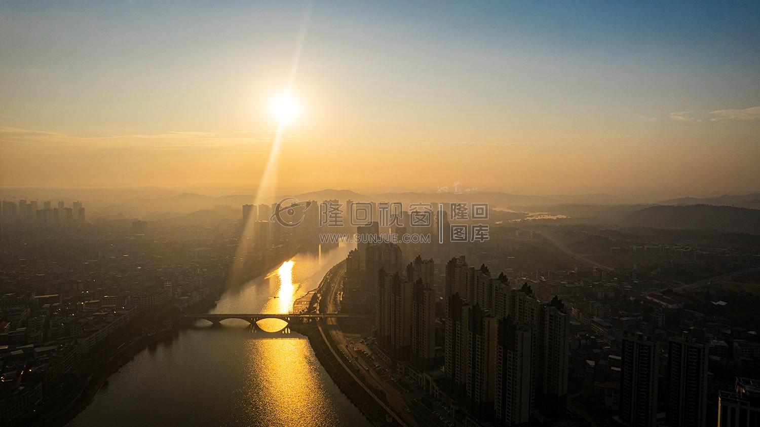 隆回县城日出清晨风光航拍