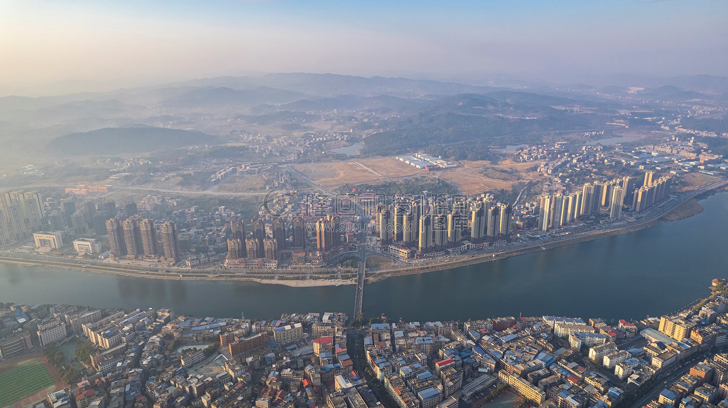 隆回县城日出清晨风光航拍