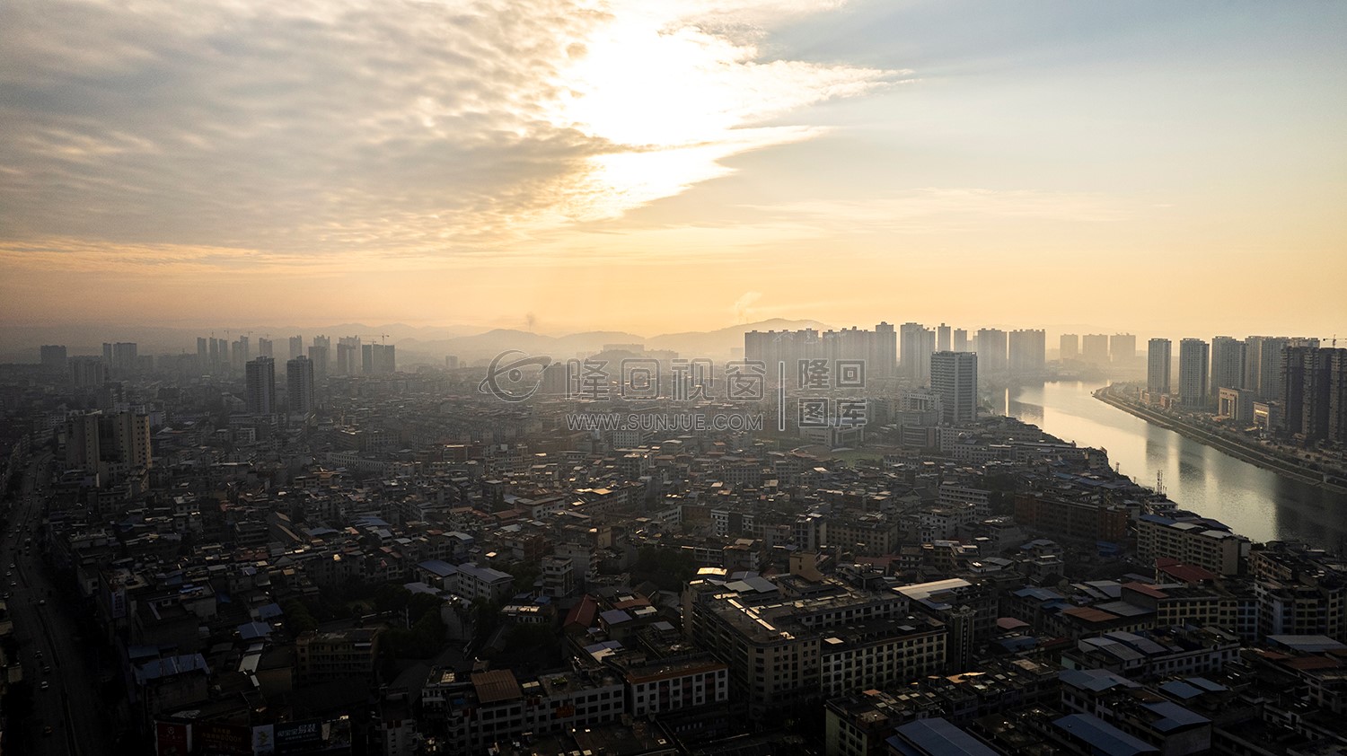 隆回县城日出清晨风光航拍