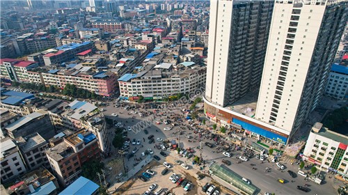 隆回县城疫情封城前