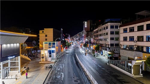 隆回封城第一天当晚县城各地交通情况