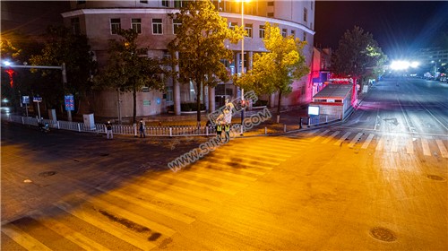 隆回封城第一天当晚县城各地交通情况