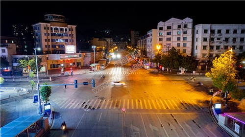 隆回封城第一天当晚县城各地交通情况