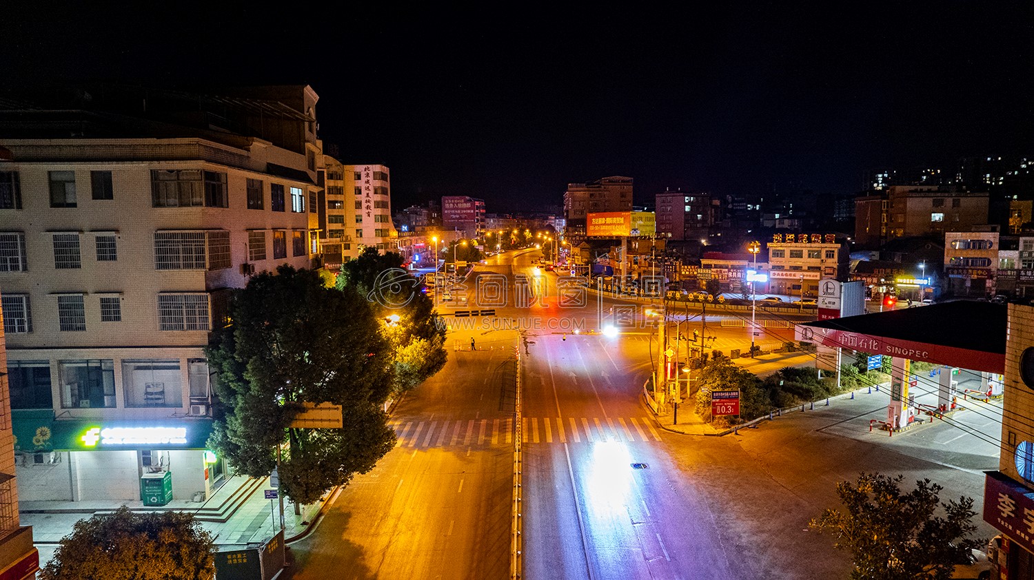 隆回封城第一天当晚县城各地交通情况