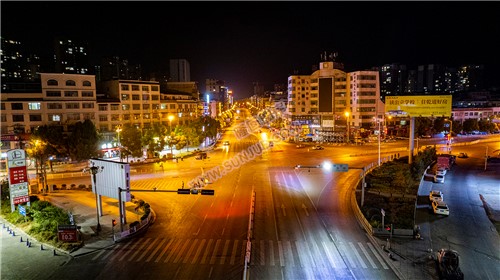 隆回封城第一天当晚县城各地交通情况