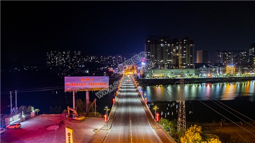 隆回封城第一天当晚县城各地交通情况