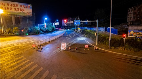 隆回封城第一天当晚县城各地交通情况