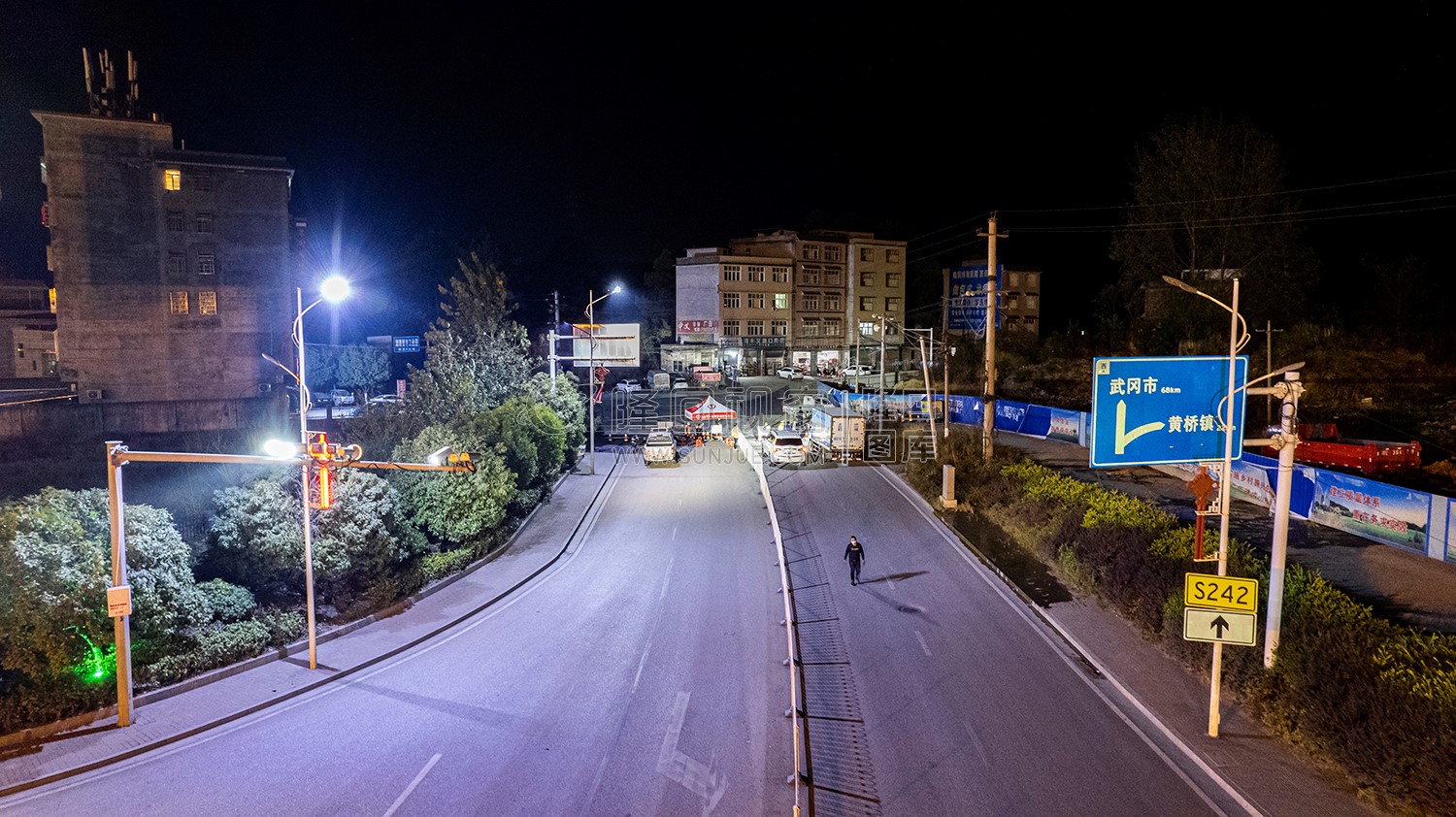 隆回封城第二天，街面已经管控，严禁外出