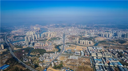 隆回封城第九天，严禁河边钓鱼