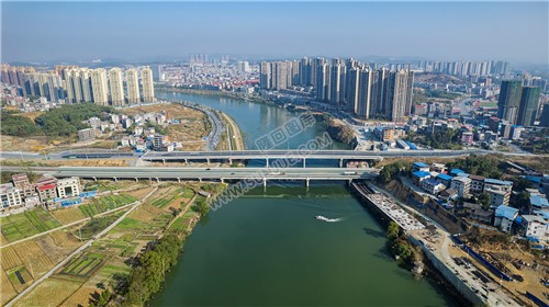 隆回封城第九天，严禁河边钓鱼