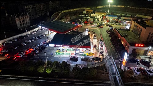 隆回高速服务区爆满，打卡早安隆回