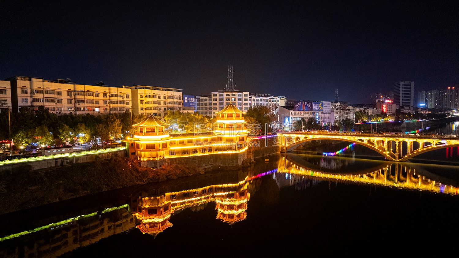 2023隆回春节期间，县城夜景