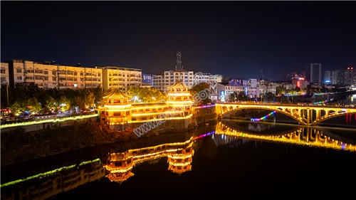 2023隆回春节期间，县城夜景