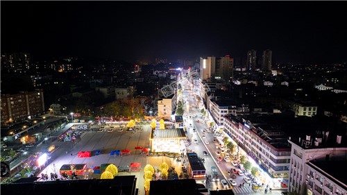 2023隆回春节期间，县城夜景