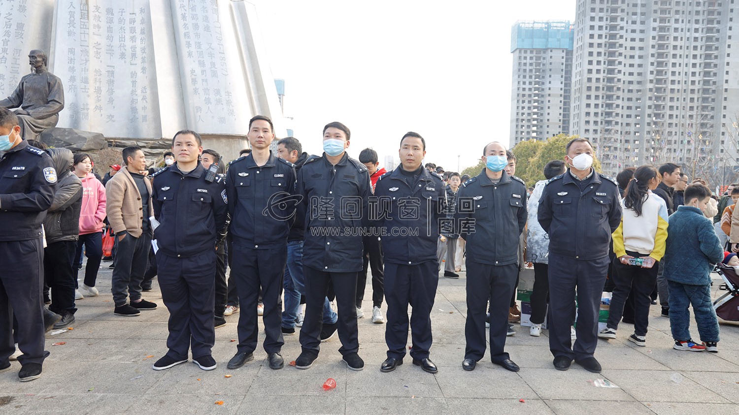 早安隆回唱响高铁站，万人空巷！