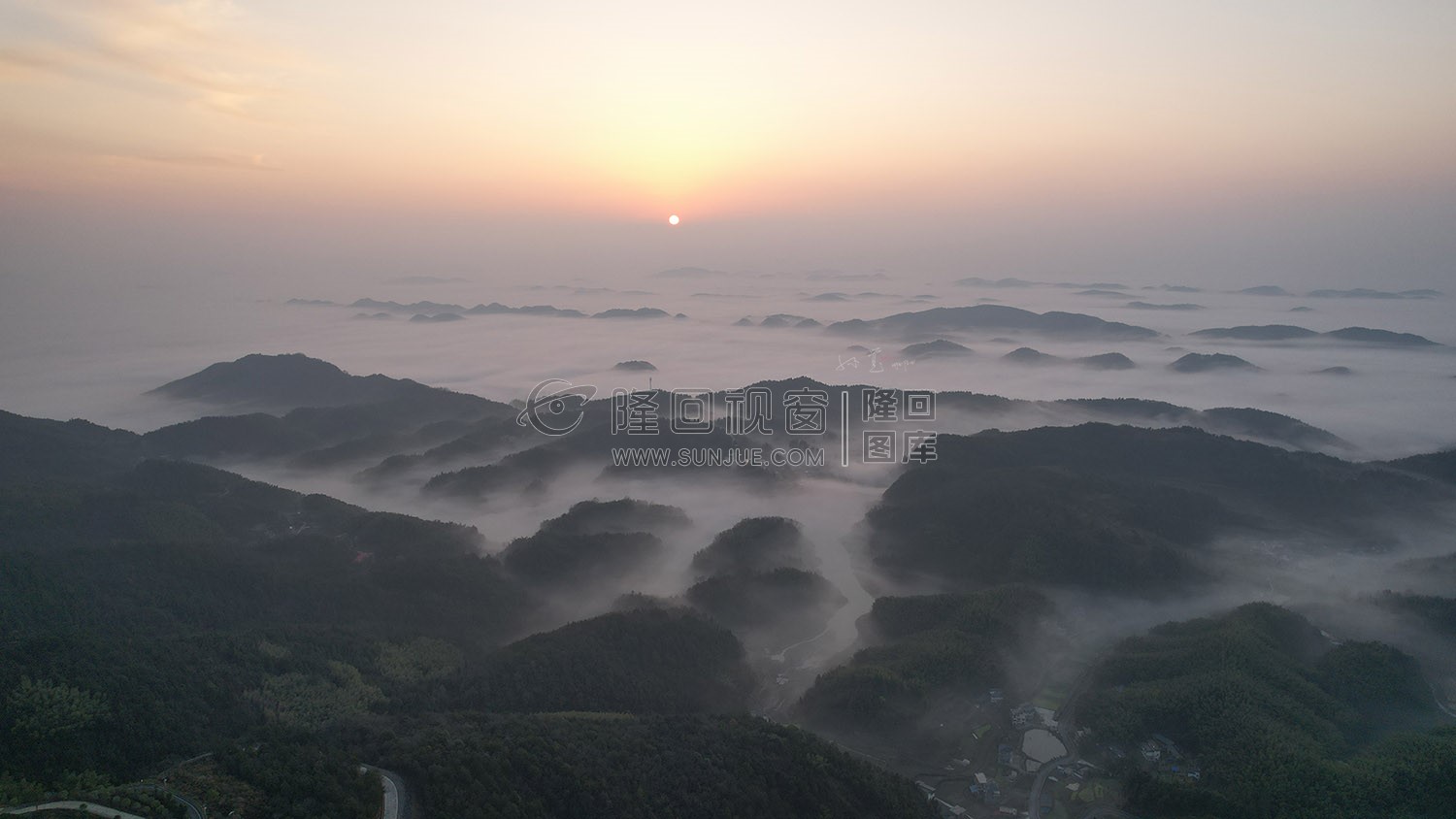 乡村的早晨，荷田玖鹅水厂航拍