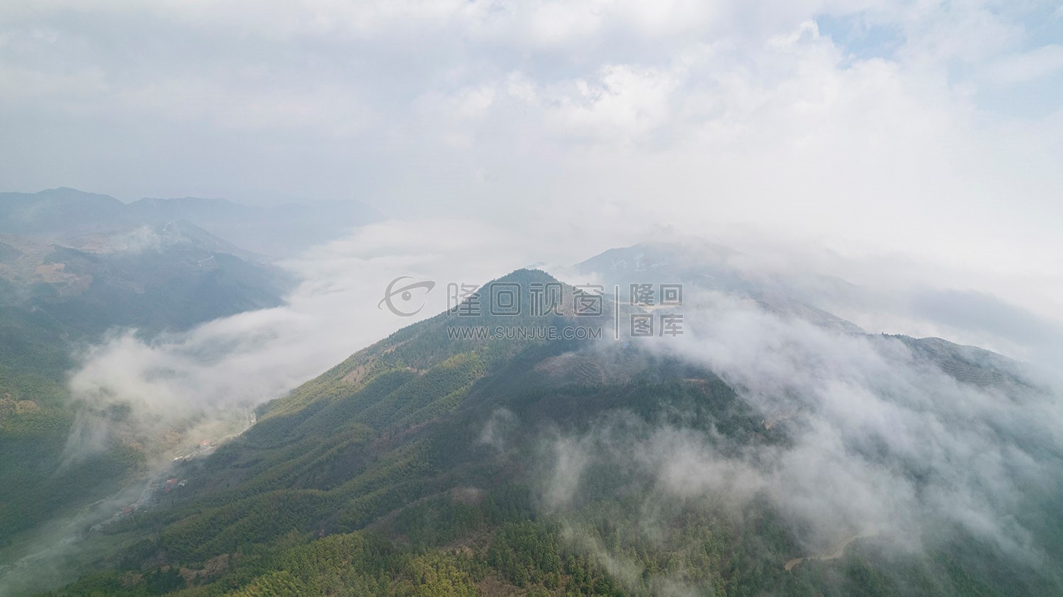 小沙江的高山云海