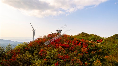 十重大界，一脚踏三县