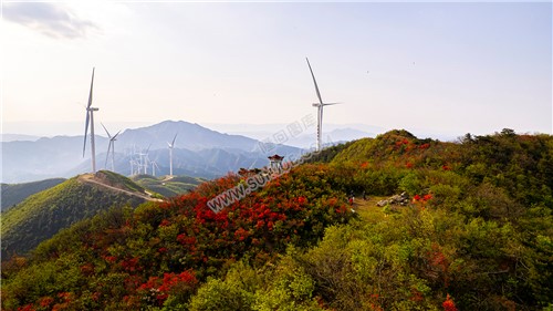 十重大界，一脚踏三县