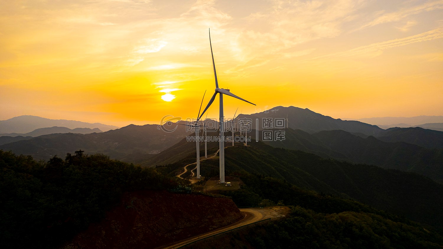 十重大界，一脚踏三县