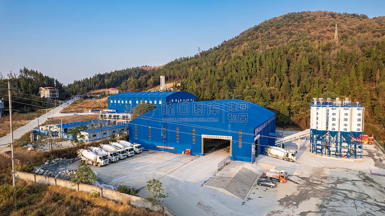 新新高速赧水特大桥，建设中