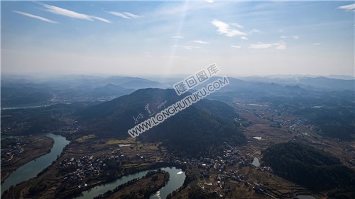 新新高速隆回出口，建设中