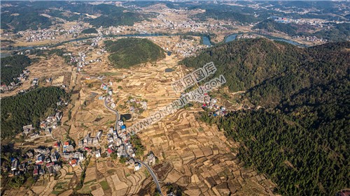 新新高速隆回出口，建设中