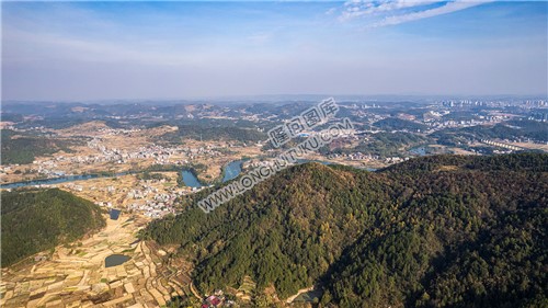 新新高速隆回出口，建设中